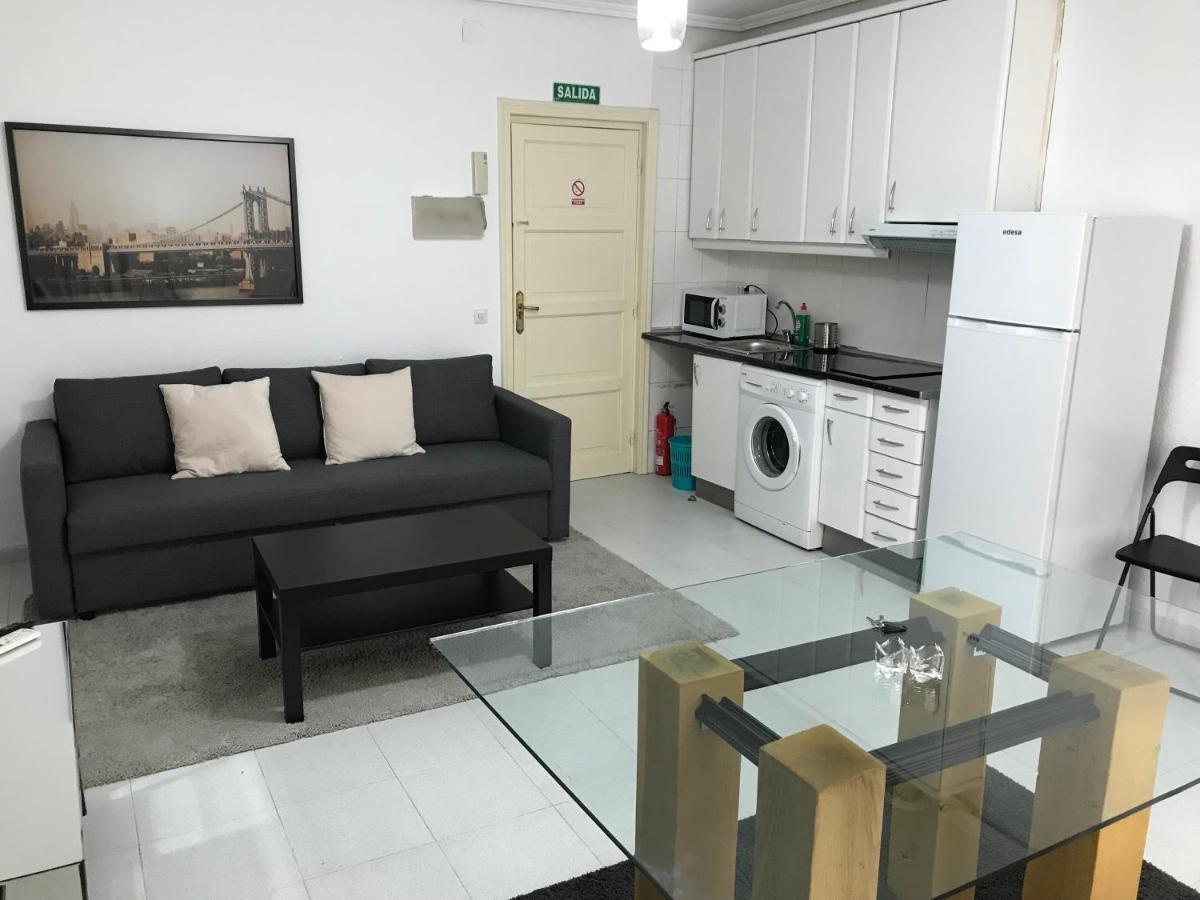 Apartamento En Plaza Callao Madrid Exteriör bild