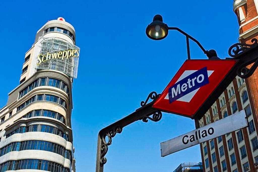 Apartamento En Plaza Callao Madrid Exteriör bild
